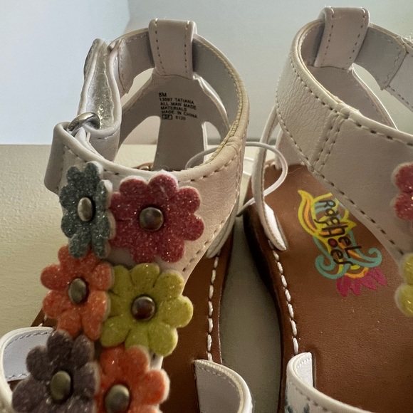 NWOT Rachel Shoes Tatiana White Gladiator Sandals with Flowers, Size 8 - Picture 7 of 7